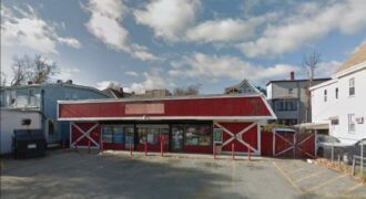 2,400 SF of Retail Space Leased in Lawrence